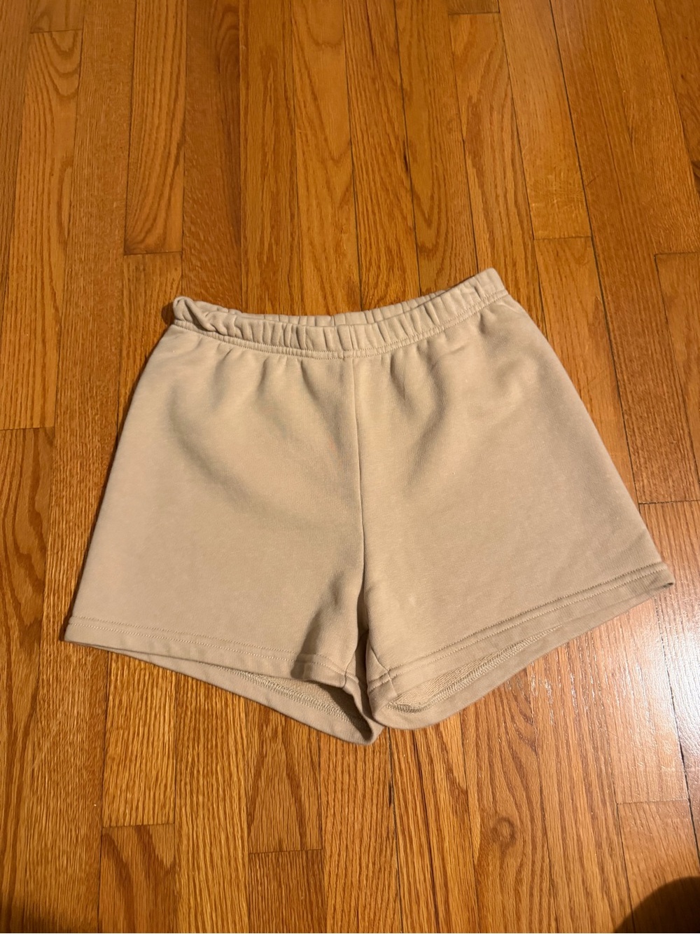 Aritzia tna airy tan perfect sweat-shorts size small